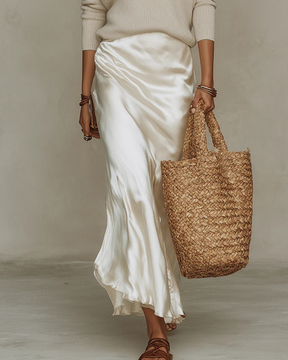 Solène – Robe Midi Satinée Élégante